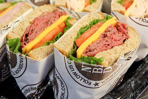 8 Ways Customized Deli Paper Can Enhance Your Brand Image